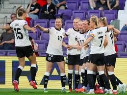 西媒：皇马已开始物色新帅，齐达内和克洛普在列